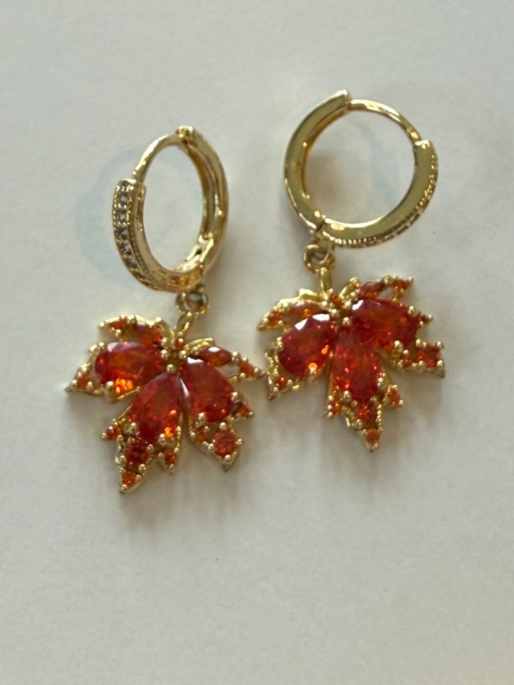 Leaf Drop Pierced Earrings